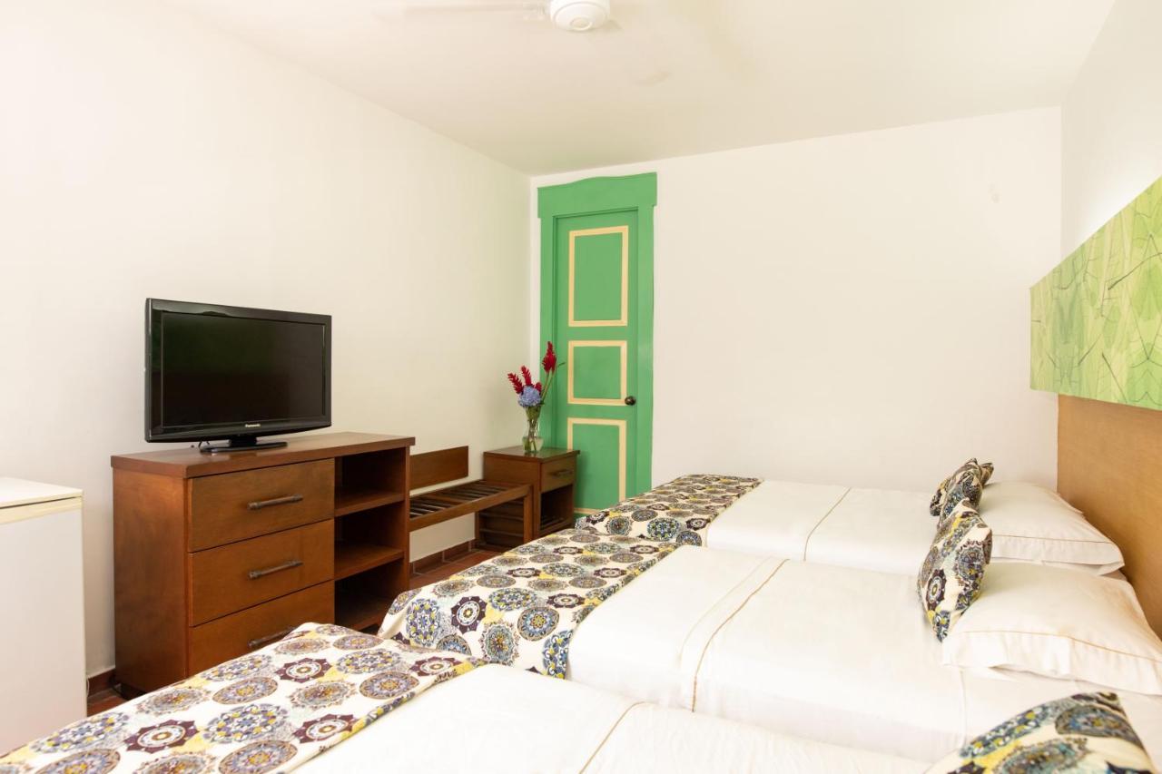 Hotel Eden Parque Del Cafe モンテネグロ 部屋 写真