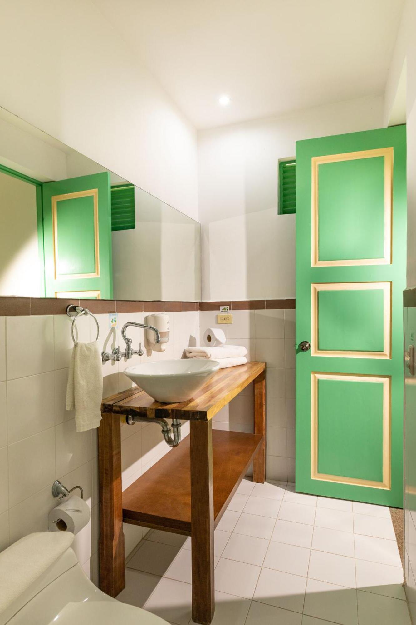 Hotel Eden Parque Del Cafe モンテネグロ 部屋 写真